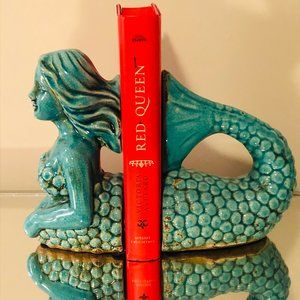 Gorgeous Mermaid Book Ends